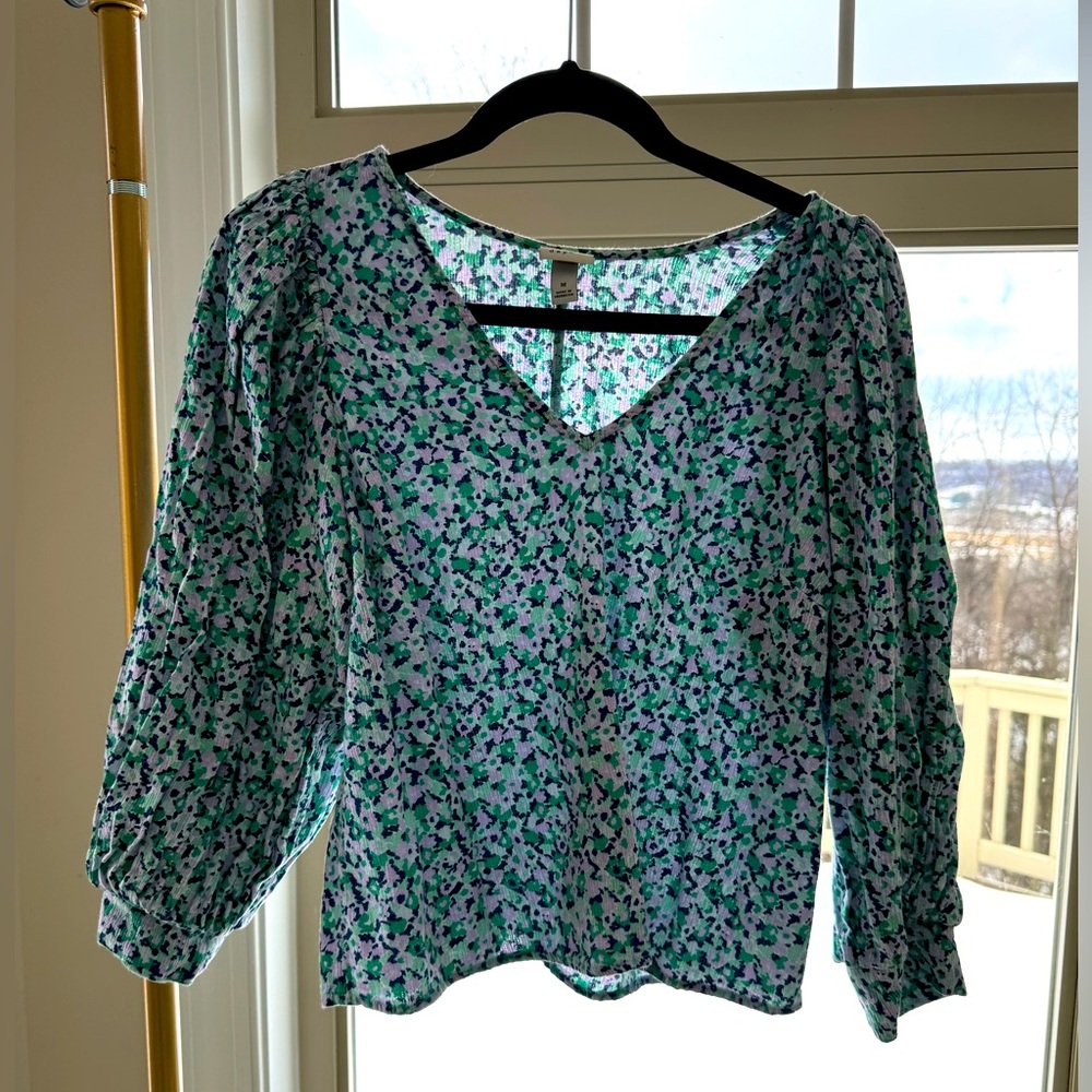 Green & Purple Elbow Length Shirt
Size M
